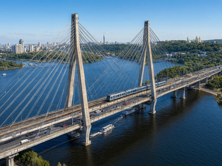 Киев не назвал дату возобновления движения по Южному мосту
