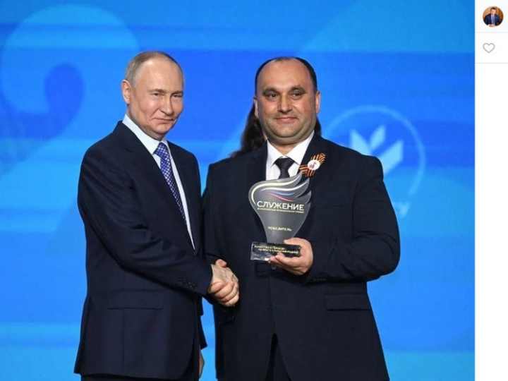 Шуваев сообщил о продлении приема заявок на премию «Служение»