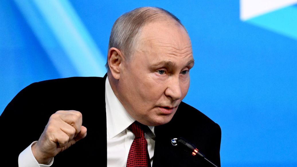 Путин открыл пленарное заседание саммита ФСЭГ в Москве