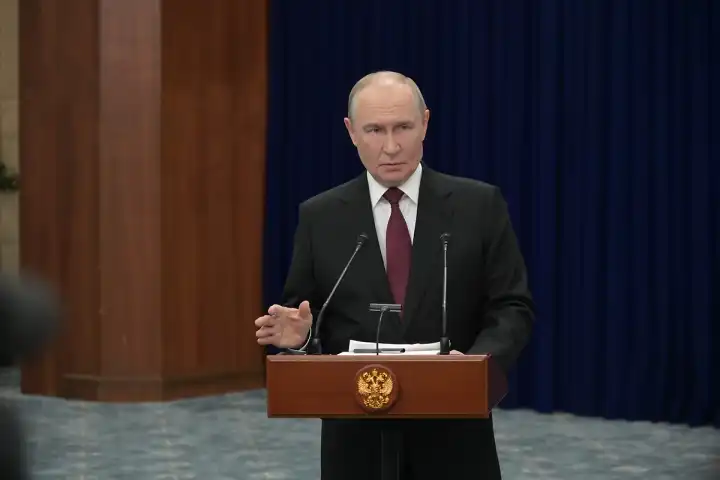 Налоги растут на десятки процентов: Путин предложил Африке российские цифровые разработки