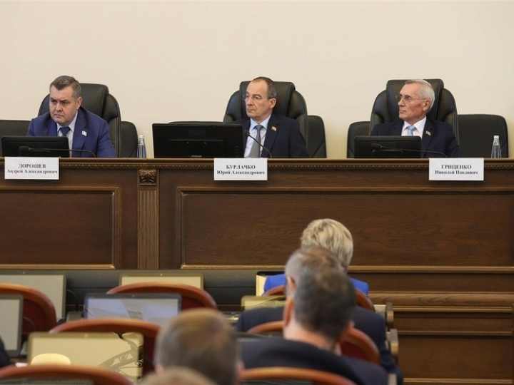 В Краснодаре Юрий Бурлачко обсудил с главами Советов новые правила МСУ