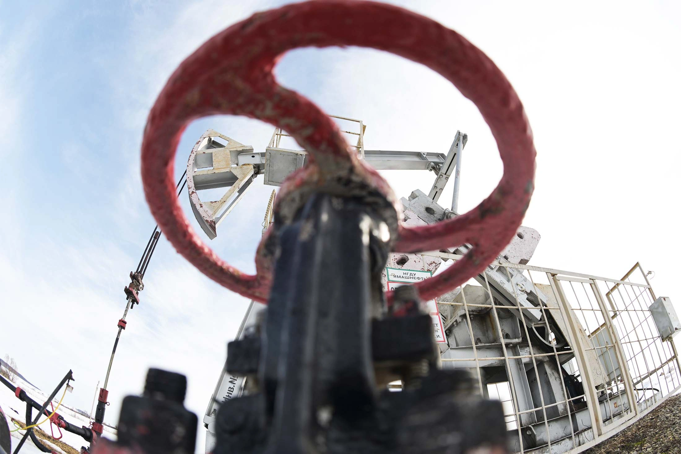 Закачаемся: Возобновление экспорта дизеля поддержит добычу нефти в России
