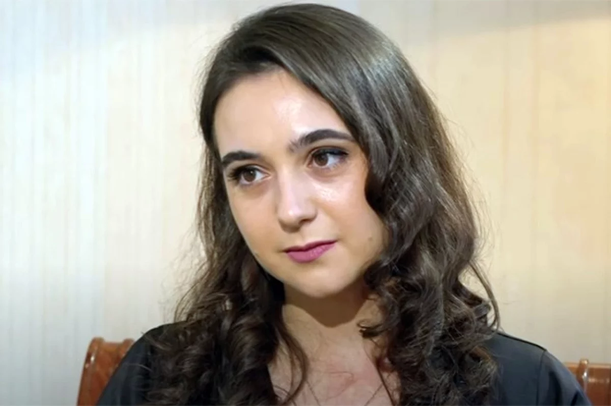 Мендель: украинцев ненавидят по всему миру из-за Зеленского