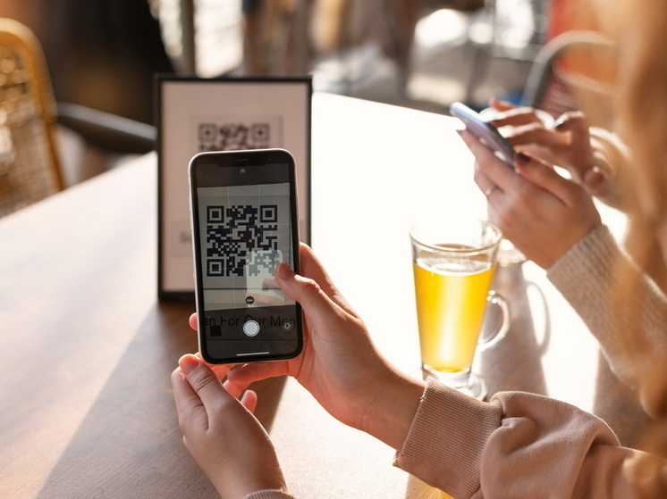 Сбер запустил оплату покупок по QR-коду в Египте