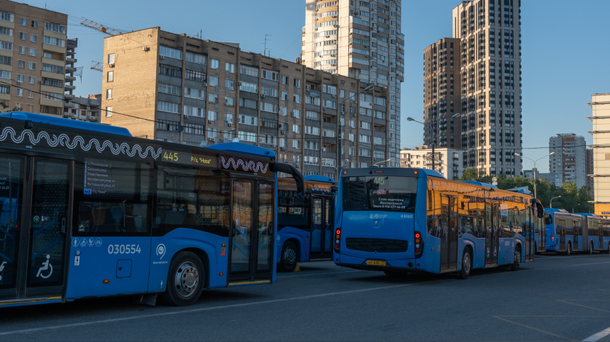 Собянин: Москва направит более 306 миллиардов рублей на обновление транспорта