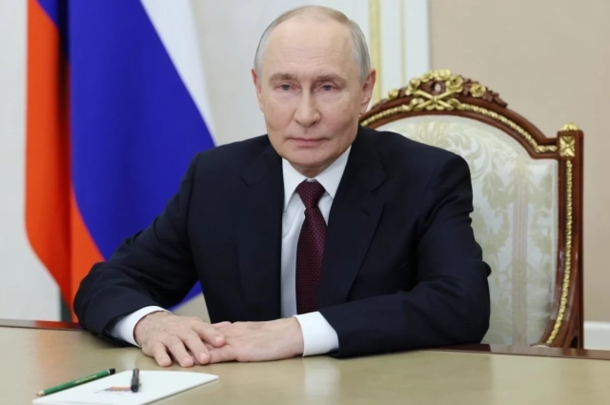 Путин поздравил худрука Академии джаза Бутмана с юбилеем
