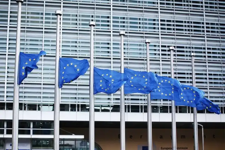 ЕС потратит до 2034 года 35 млрд евро только на проценты по кредитам для Украины