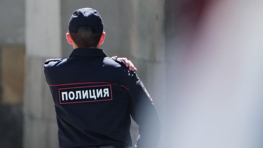 В Новосибирске полицейские изъяли контрафактный жевательный табак