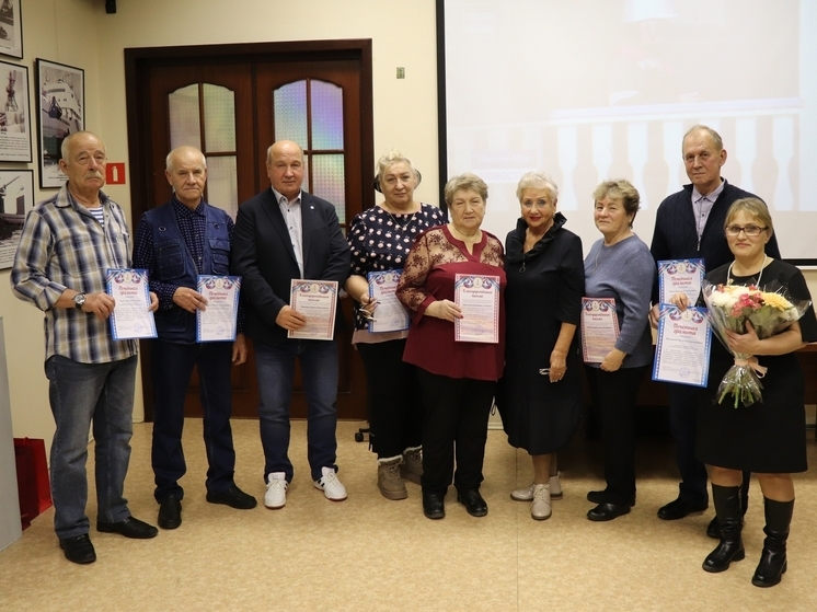 В Ненецком краеведческом музее отметили 95-летие морского порта