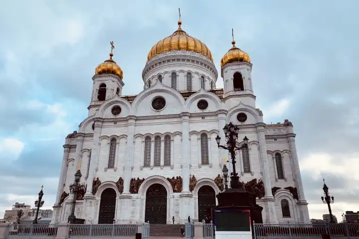 Собянин: Завершены ремонтно-реставрационные работы в Храме Христа Спасителя