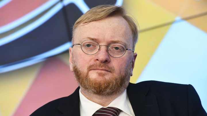 Милонов предложил выбрать рыжий цветом года в России