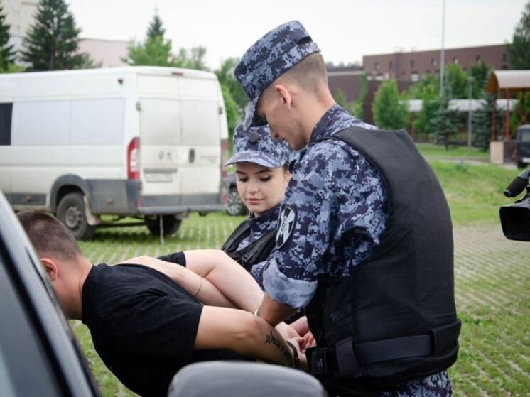 В Пензе росгвардейцы задержали посетителя бара, отказавшегося оплатить счёт на 1 895 рублей