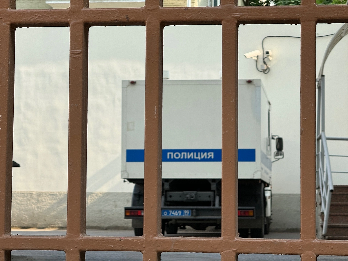 В Бурятии жителю Иркутска дали три года колонии за нападение с ножом