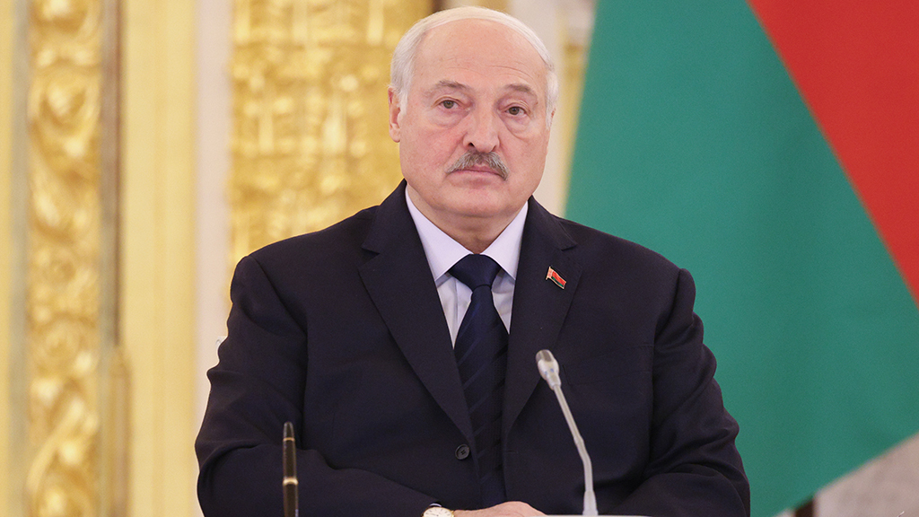 Лукашенко предложил возобновить поставки белорусских товаров по советской модели