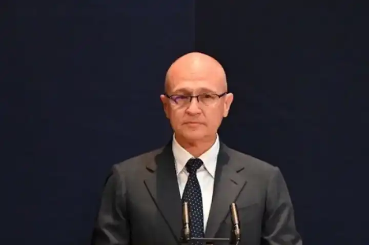 Кириенко осмотрел поврежденный при атаке дрона ВСУ храм в Энергодаре
