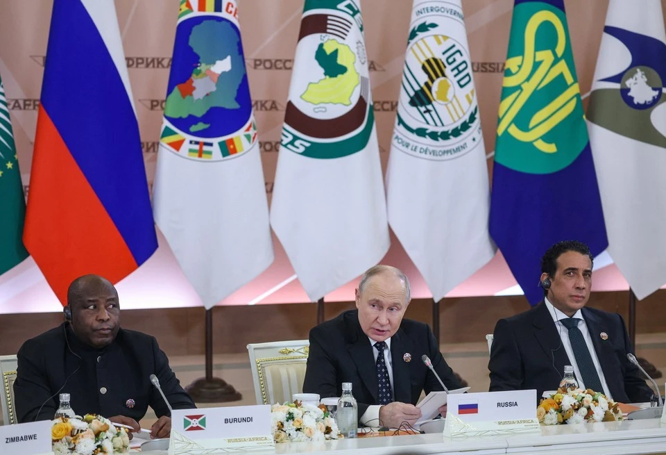 Путин в роли экскурсовода, и тайны стратегии Москвы на 25 лет вперед: Итоги первого дня саммита Россия – Африка