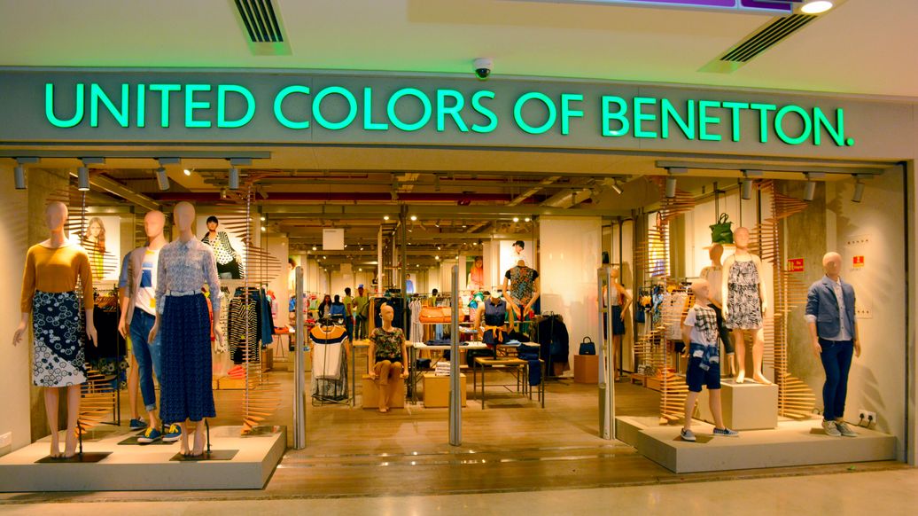 Benetton не планирует полностью уходить из России, пишут СМИ