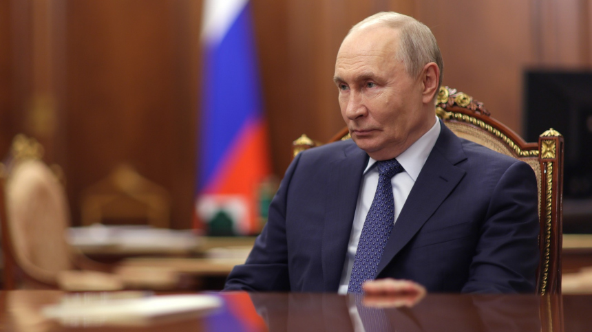 «Подтягиваемся под этот уровень»: Песков о работоспособности Путина