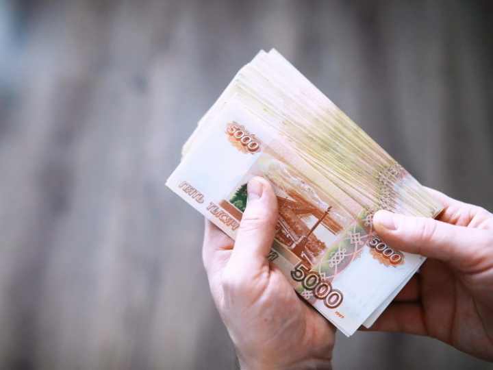 Почти 11 тысяч рублей прибавки к пенсии: кому пересчитают выплаты в ноябре 2026 года