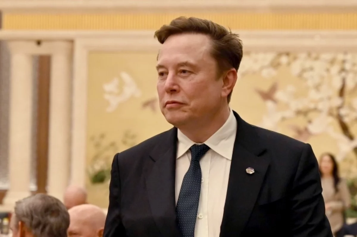 Маск: Зеленский сам признался в нарушении правил использования Starlink