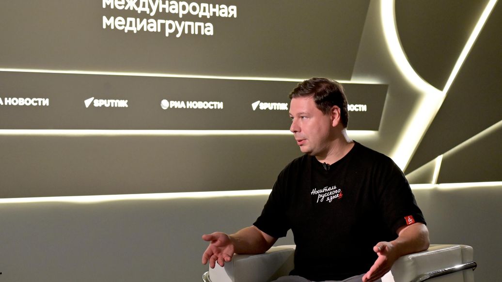 Филолог Владимир Пахомов: ударение в слове "звонит" в будущем изменится