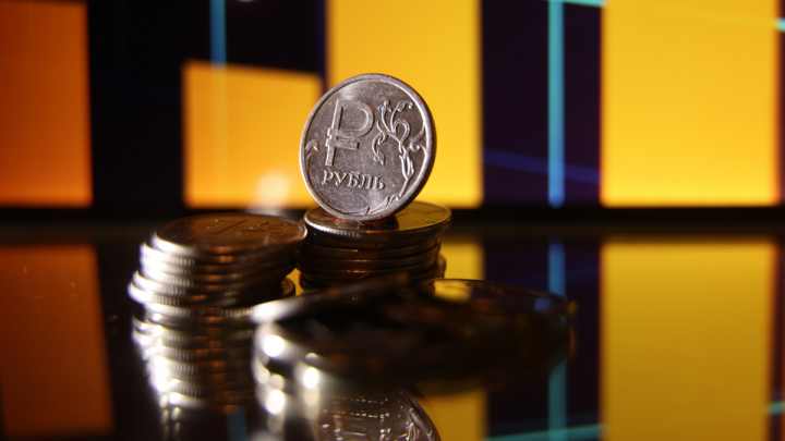 Чистая прибыль X5 за девять месяцев снизилась на 16,5%