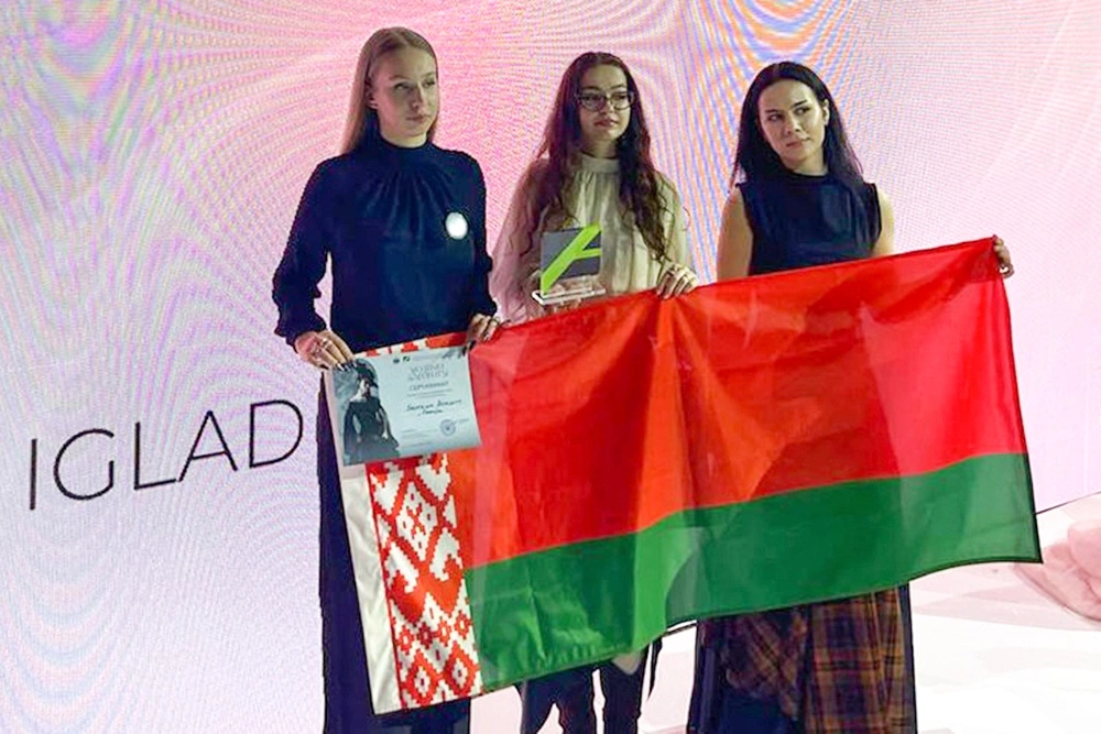 "Адмиралтейская игла": Дизайнеры из Беларуси взяли призы на фестивале в Петербурге