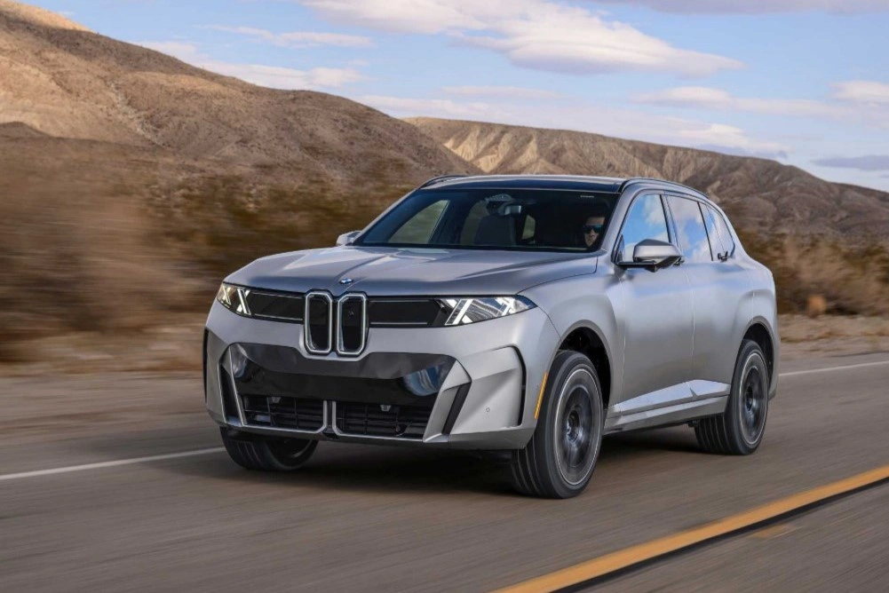 Семь новых X5: немецкий BMW заплатит за увольнение