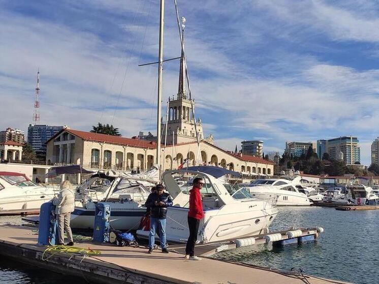 В акватории морпорта Сочи 24 октября проведут учебные стрельбы