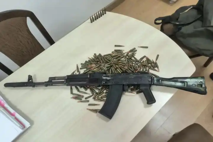 Жителя Кубани задержали за попытку продать автомат и патроны