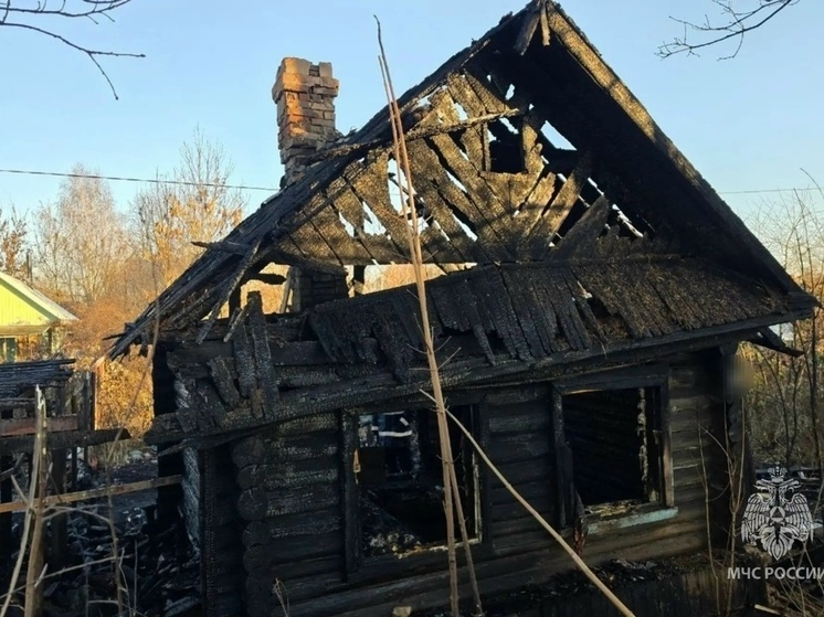 В Иванове сгорел нежилой дом