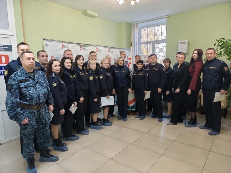Шесть курских приставов вступили в регистр доноров костного мозга