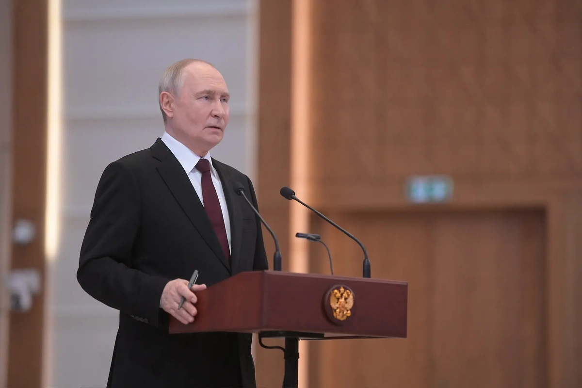 Путин поручил включить сельские дома культуры в программу соцгазификации