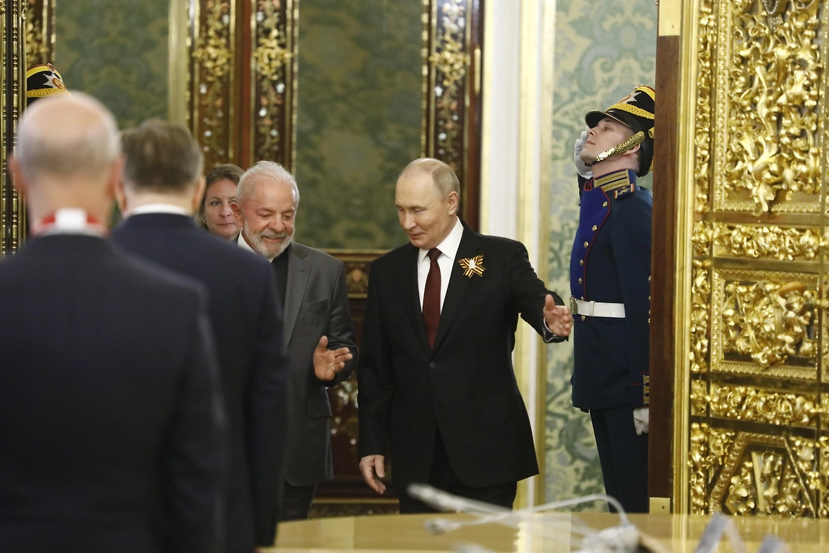 Путин поздравил Лулу да Силву с победой на выборах в Бразилии