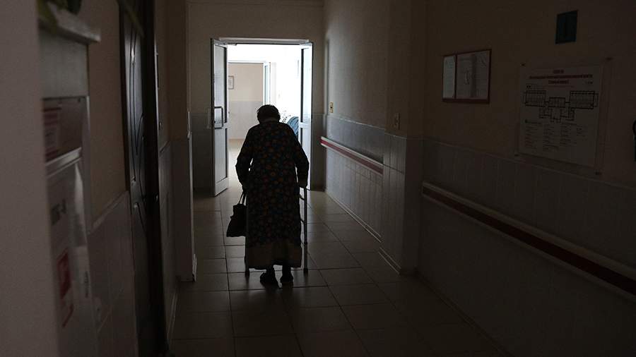 Невролог назвала предшествующее деменции состояние во сне