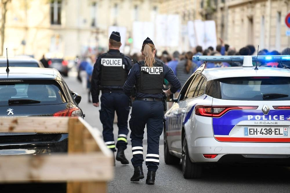 Подозреваемого в теракте под Парижем перевели в психиатрическое отделение