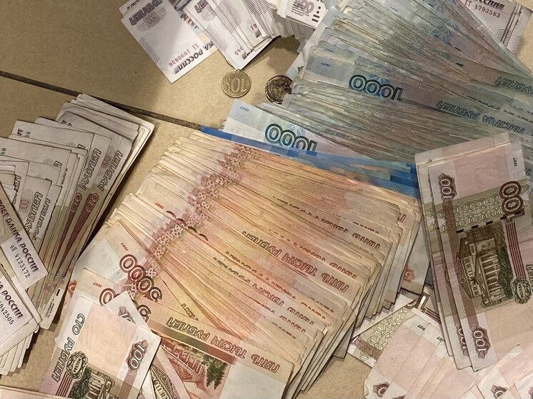 Мошенники выманили у 71-летней калининградки 30 млн рублей через её внучку