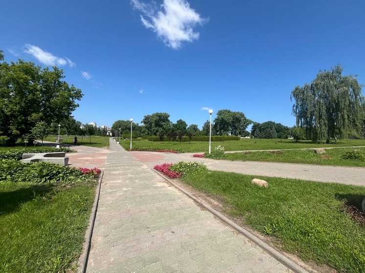 В Снежном ДНР продолжается работа по созданию комфортной городской среды