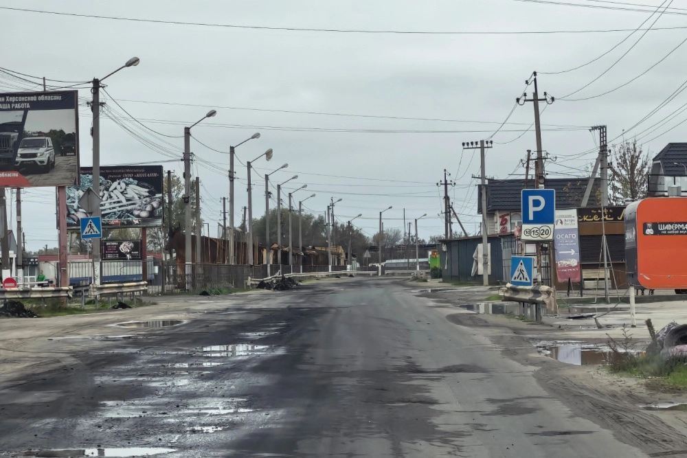 Дорога смерти. Как выглядит проезд в Алешки и что там происходит