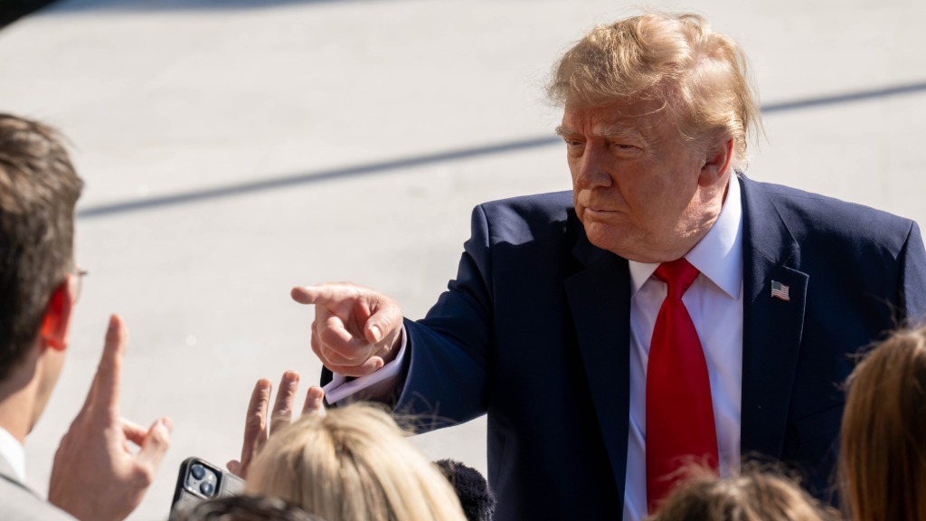Трамп заявил о намерении проголосовать досрочно на выборах в конгресс