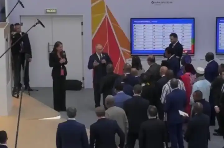 Песков назвал Путина доминирующим экскурсоводом