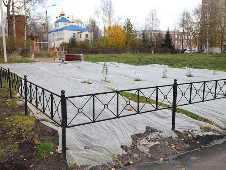 У храма на улице Торцева в Северодвинске станет еще красивее