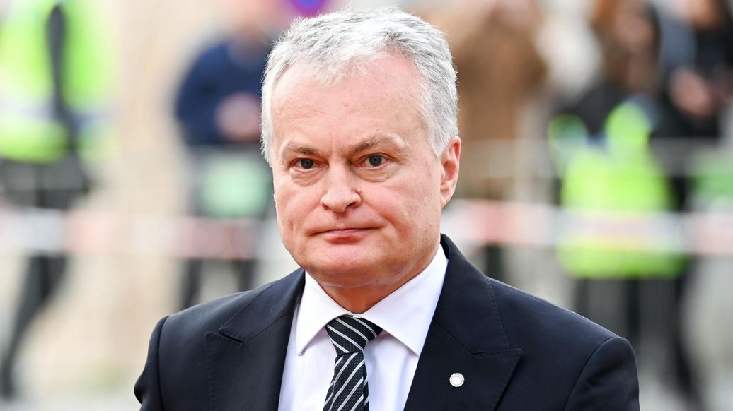 Президент Литвы устроил истерику из-за переговоров с Россией