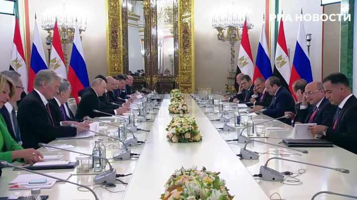 Путин выразил признательность ас-Сиси за визит на саммит Россия — Африка
