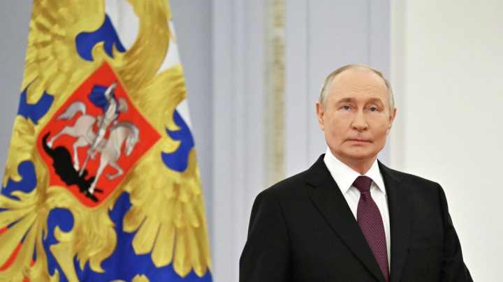 Россия находится в тесном контакте с США по космосу, заявил Путин