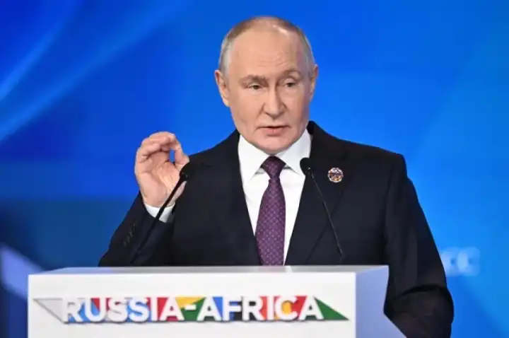 Путин: важно обеспечивать свободу судоходства во всех регионах мира