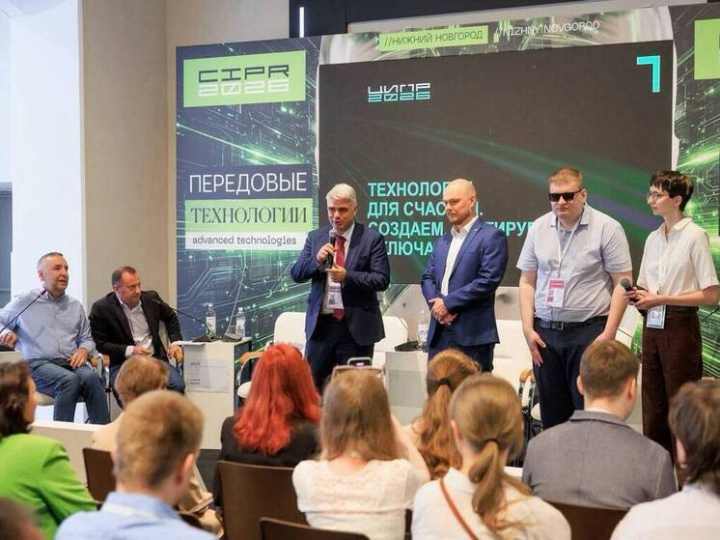 ННГУ выпустил первых незрячих ИТ-специалистов