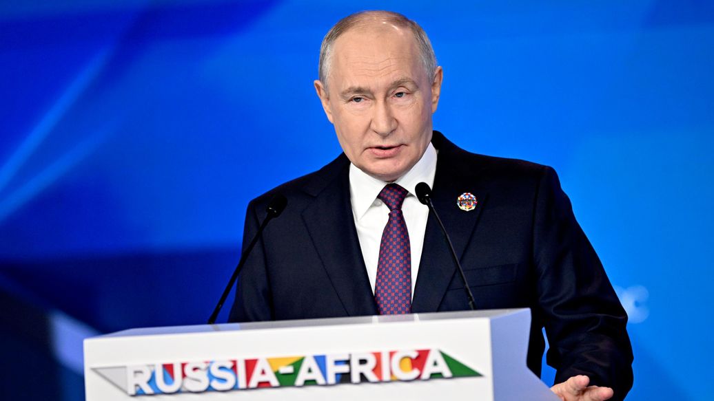 Путин назвал РУДН флагманом подготовки африканских специалистов