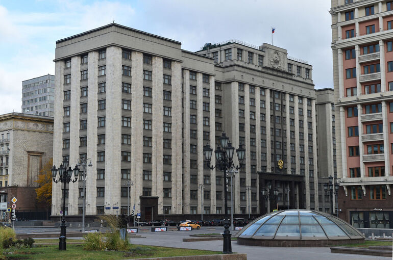 В Госдуму внесли законопроект об учете военной службы в стаже муниципальной