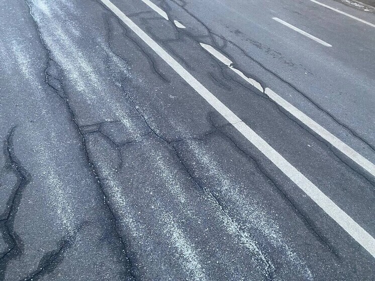 Мурманским водителям напомнили об опасности на дорогах с приходом холодов